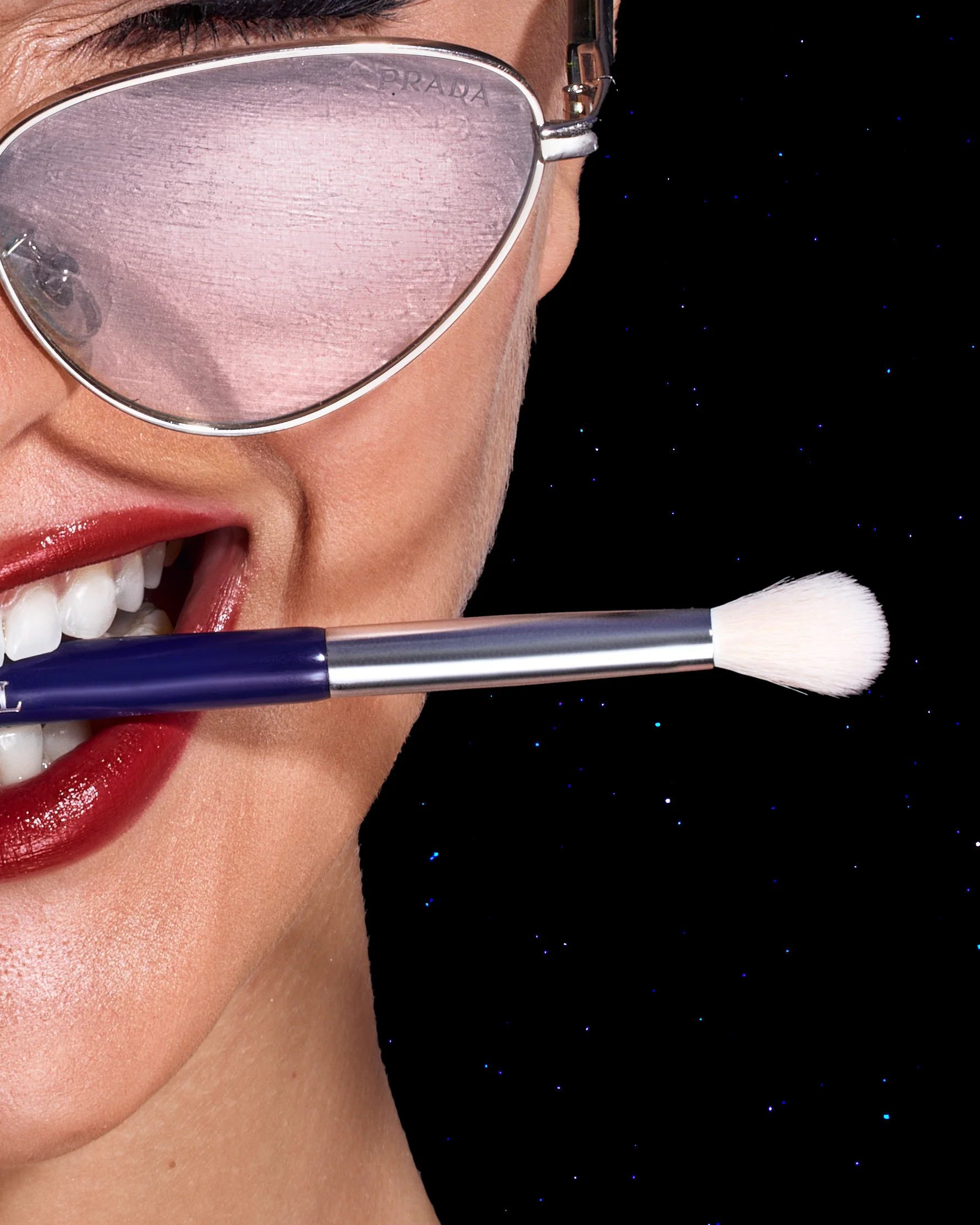 Shade and Blend Eyeshadow Brush R305 - Image 3